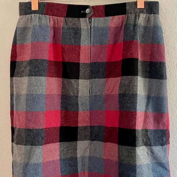 Wool Plaid Mini Skirt - Picture 7 of 7